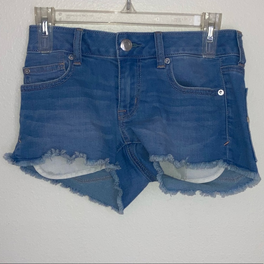 American Eagle outfitters super stretch blue jean shorts size 4👖